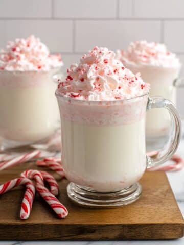 White Chocolate and Peppermint Hot Chocolate Recipe