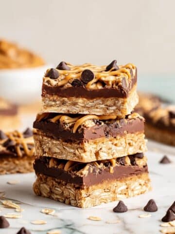 No Bake Chocolate Oat Bars Recipe