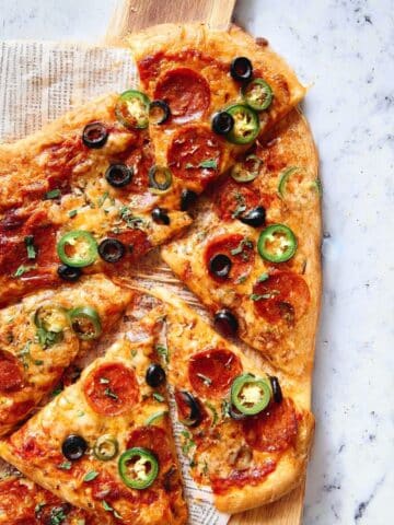 Hot Honey Flatbread Pizza Recipe
