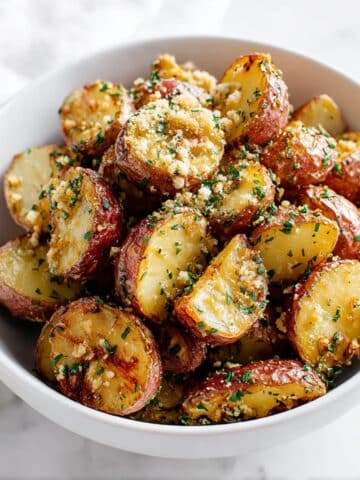 Roasted Garlic Parmesan Potatoes Recipe