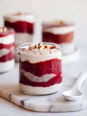 Protein Peanut Butter & Jelly Greek Yogurt Parfaits Recipe