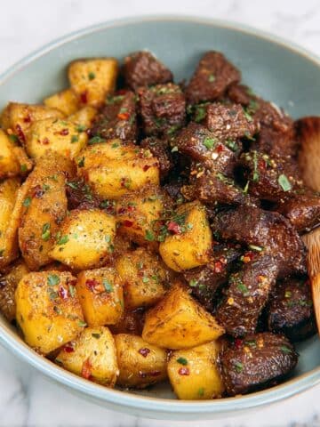 Garlic Butter Steak and Potatoes Recipe