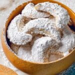 Greek Almond Crescent Cookies (Kourabiedes) Recipe