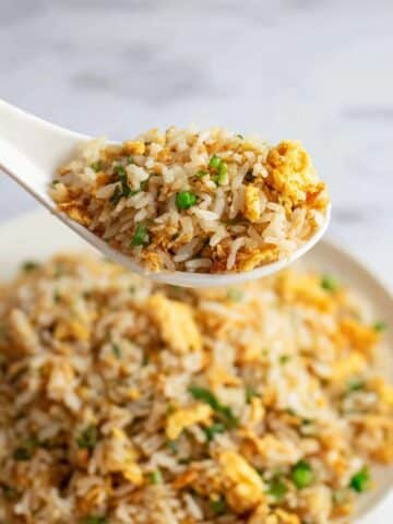 Easy Egg Fried Rice in 10 Minutes with Just 6 Ingredients Recipe