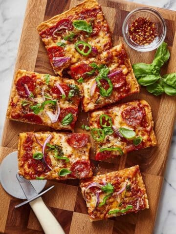 Pepperoni & Veggie Chicken Crust Pizza Recipe