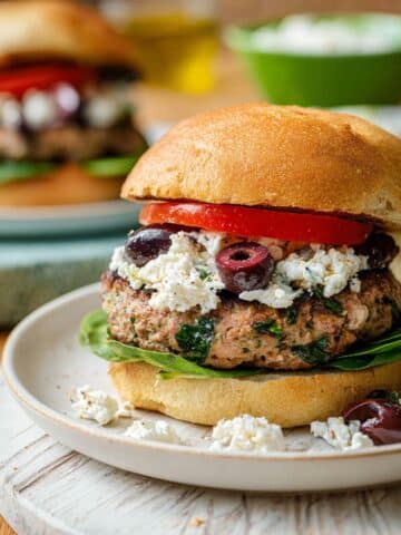 Greek Lamb Burgers with Tzatziki and Fresh Vegetables Recipe