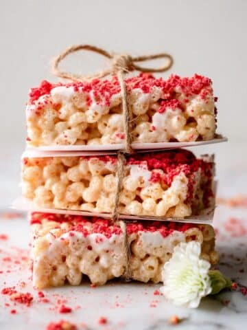 Vegan White Chocolate Rice Crispy Treats Recipe