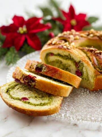 Pistachio Babka Wreath Recipe