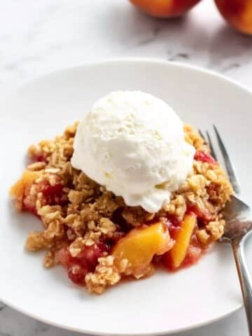 Old Fashioned Strawberry Peach Crisp Recipe