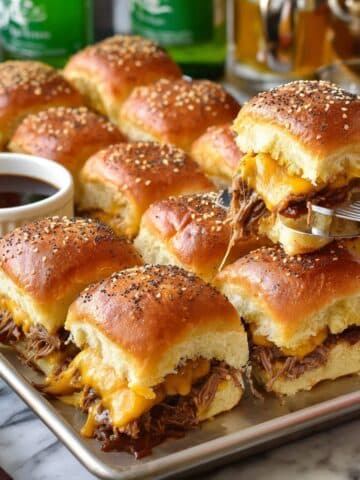 Roast Beef and Cheddar Sliders Recipe