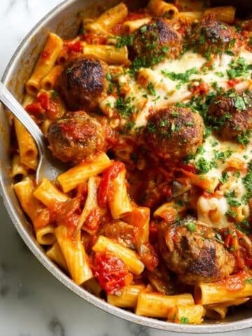 Meatball Pasta Bake {30 Minute Meal} Recipe