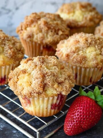 Strawberry Cheesecake Muffins Recipe