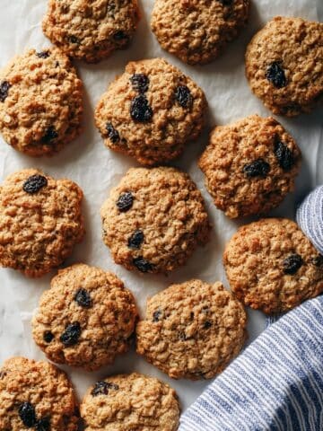 Cinnamon Oatmeal Cookies Recipe
