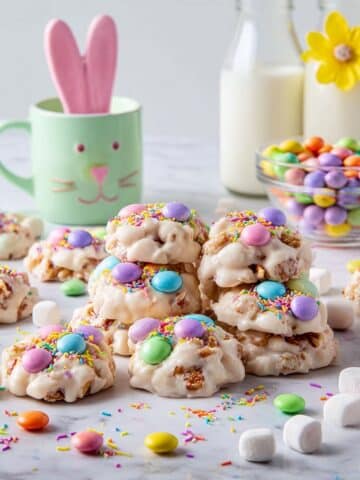 Slow Cooker Easter Candy Clusters Recipe