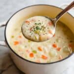 Creamy Clam Chowder with Potatoes Recipe