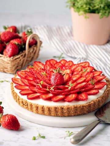 No-Bake Strawberry Lemon Tart Recipe